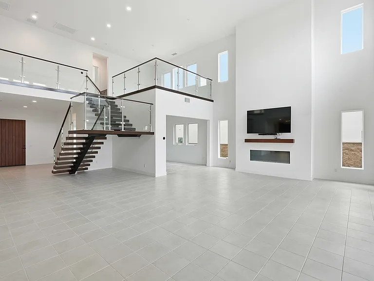 20568 Edgewood Ct — Photo 7