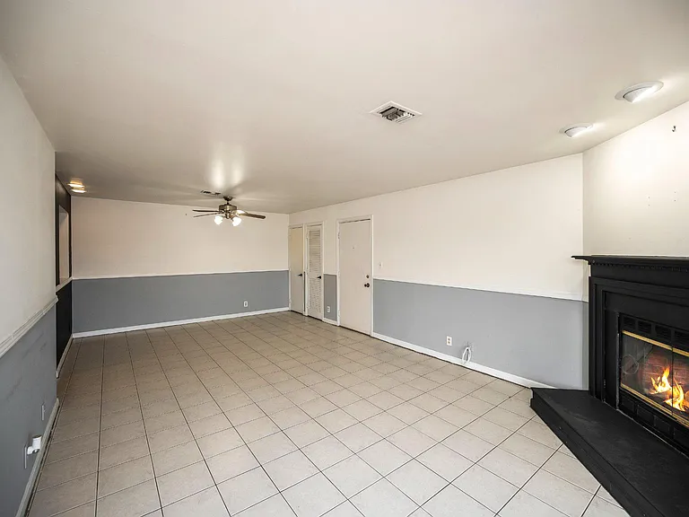 102 Picadilly Ln #203 — Photo 4