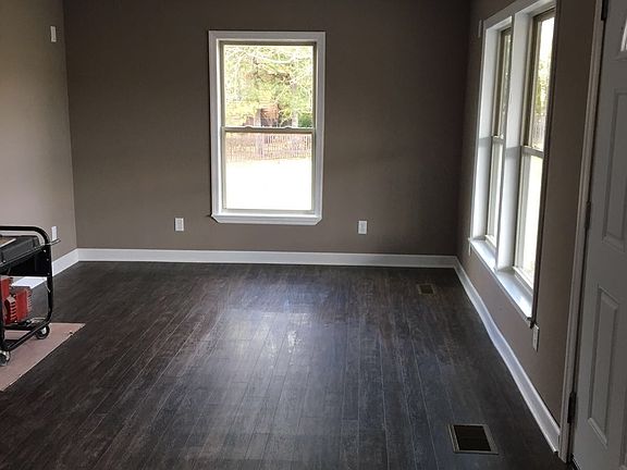 4th image of 846 Olena St