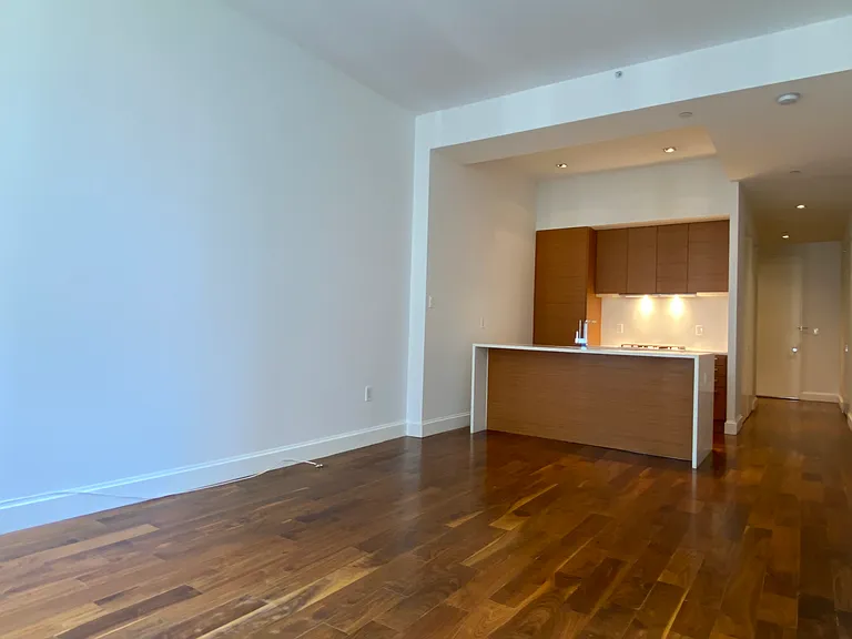 140 W 22nd St #5B — Photo 5