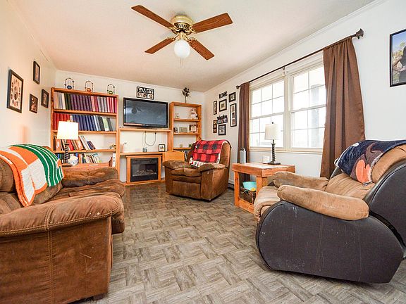5th image of 141 Vermont Cir NW