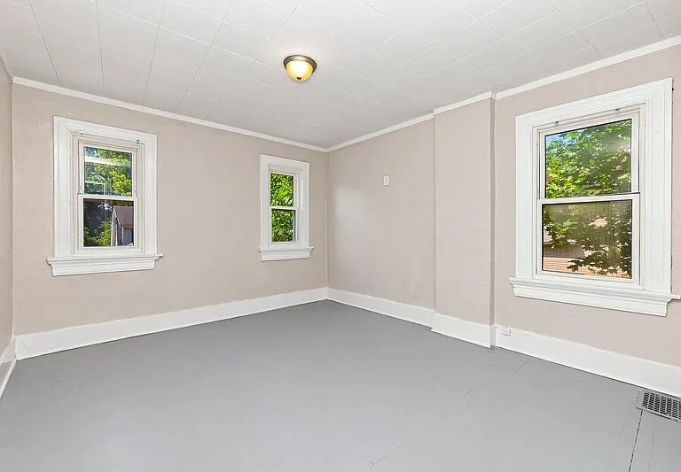 147 W Hudson Ave — Photo 8