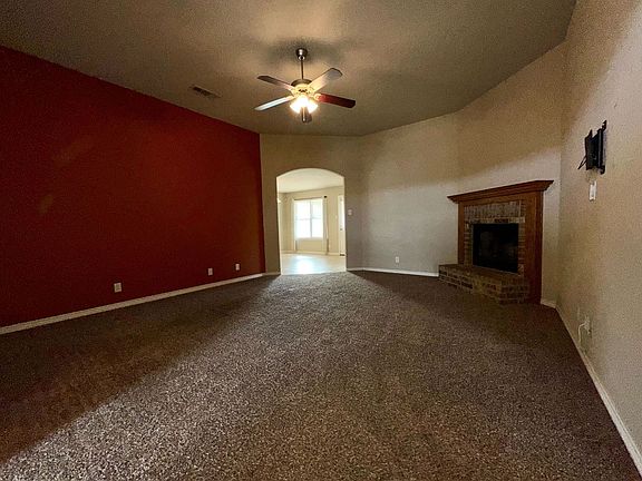 5th image of 2702 Montague County Dr