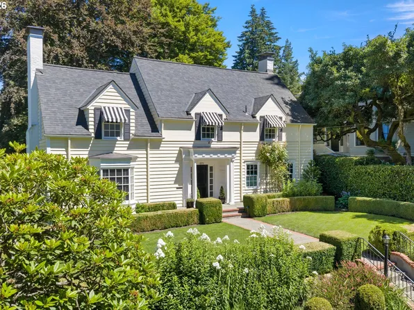 2670 SW Montgomery Dr, Portland, OR 97201