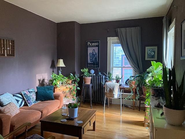 1st image of 2610 Emerson Ave S #2