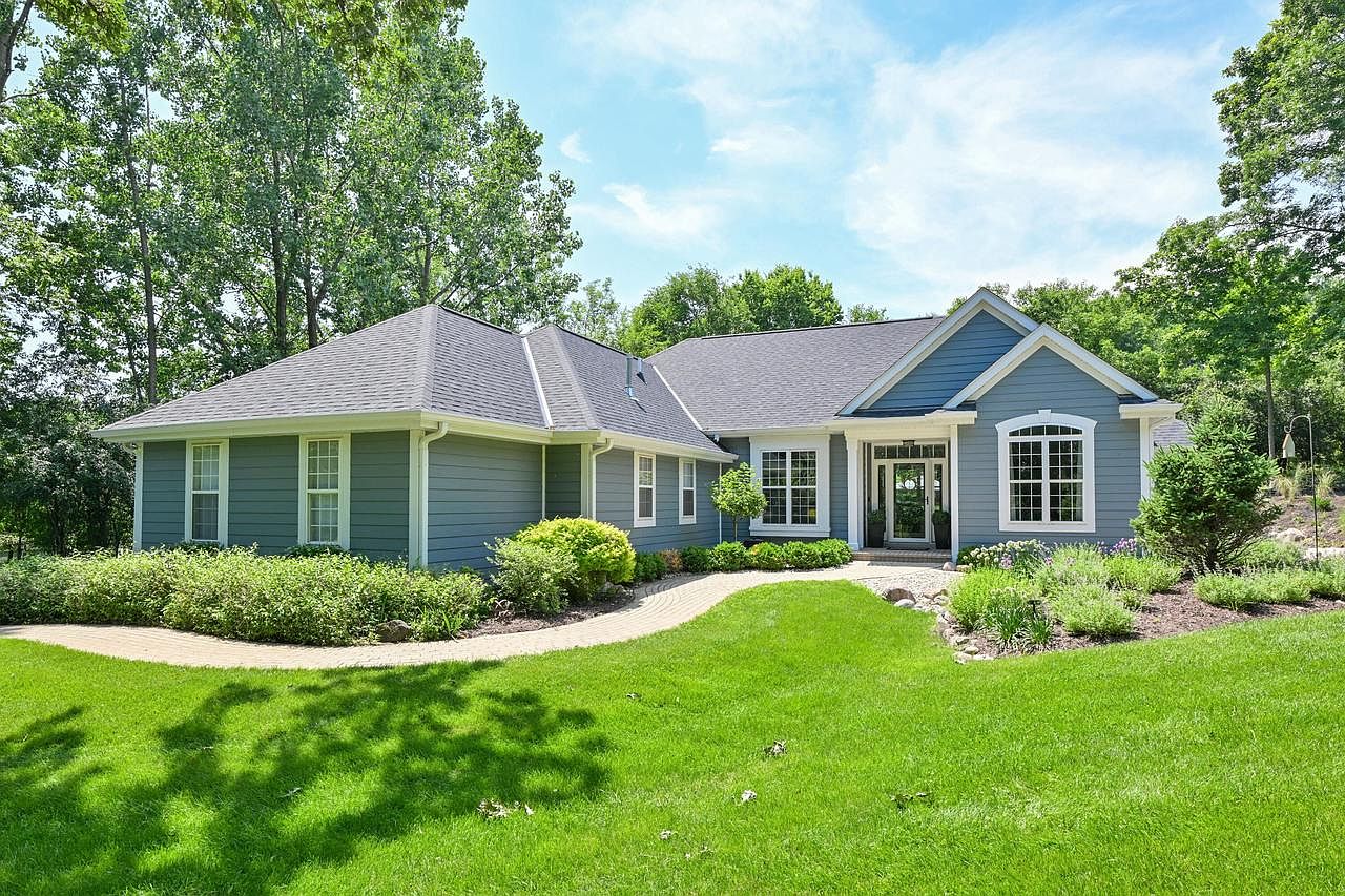 1342 Geneva National AVENUE E E #22-03