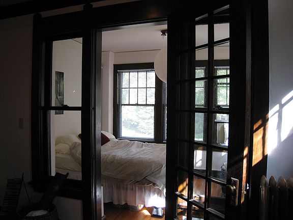 4th image of 838 Lincoln Ave #Gs