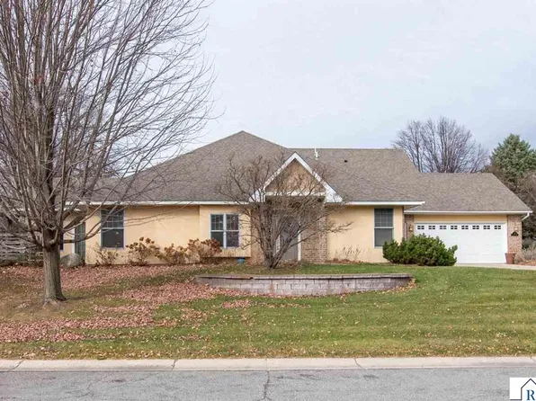 14 Snowbird Trl, North Mankato, MN 56003