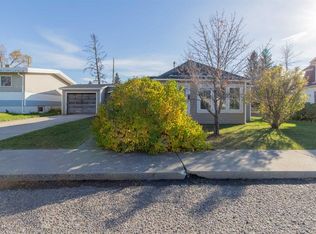 420 N 17th St, Fort Macleod, AB T0L 0Z0