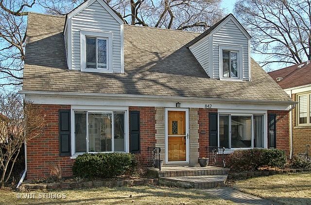 1st image of 842 N Lombard Ave