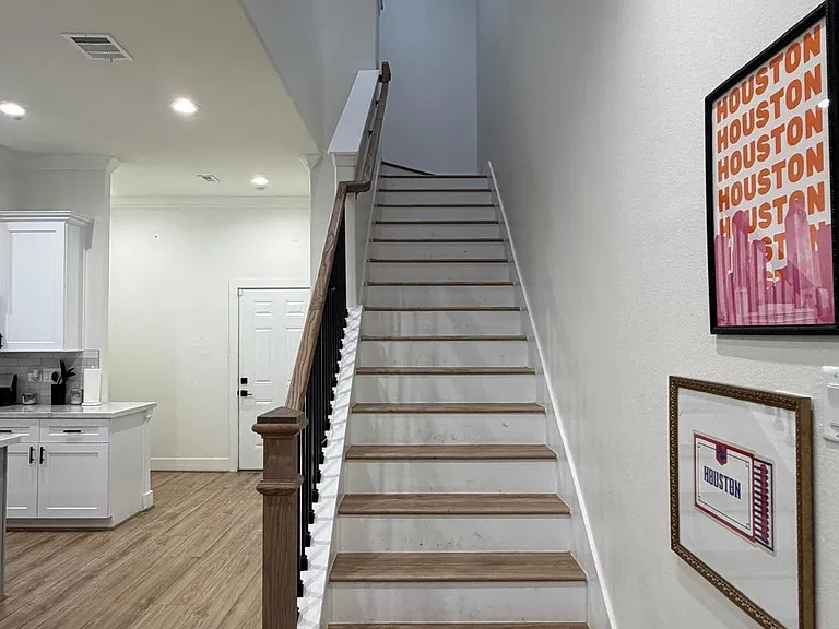 3321 McGowen St — Photo 30