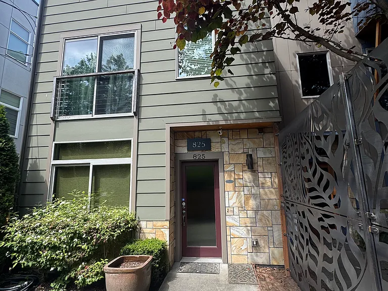 825 18th Ave — Photo 32