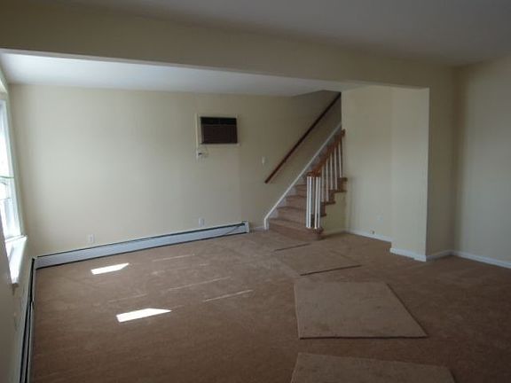 2ND VIEW LIVING ROOM