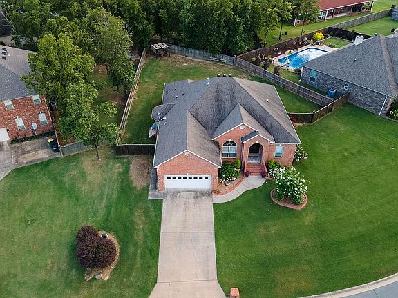5th image of 9533 Johnson Dr