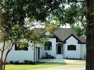 438 Vanderbilt Pkwy, Newnan, GA 30265