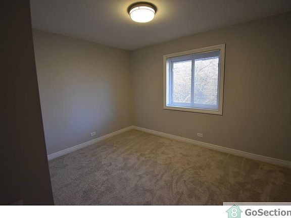 5th image of 826 S 17th Ave APT 3B