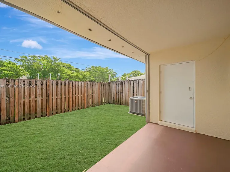 8769 SW 137th Ave #8769 — Photo 24