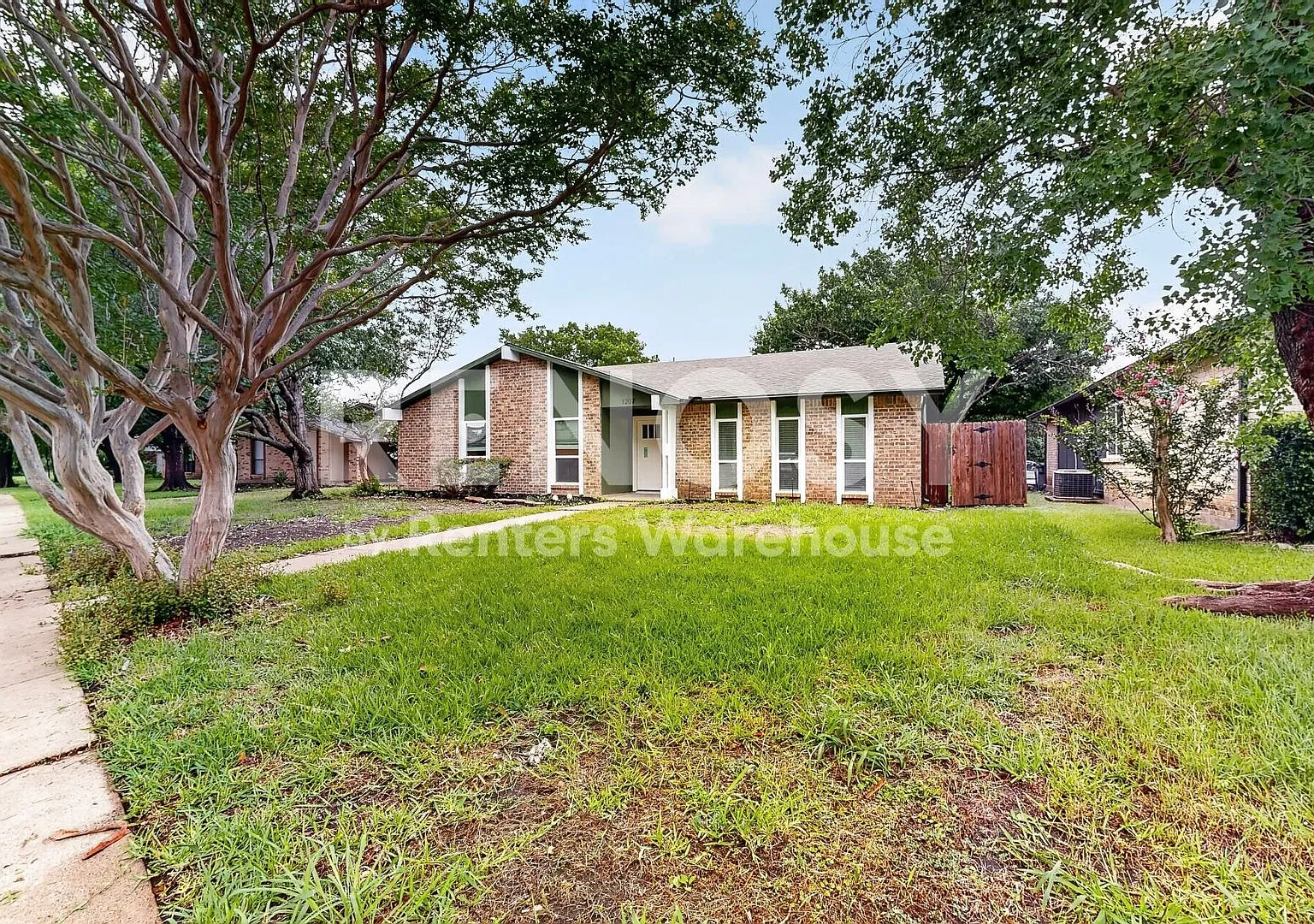 Renovated in Allen Ready to Be Your Home Rent Concession - 2nd Month Free — Photo 4