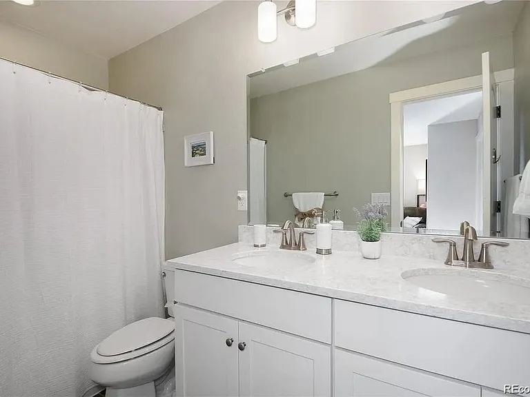 2327 W 165th Ln — Photo 4