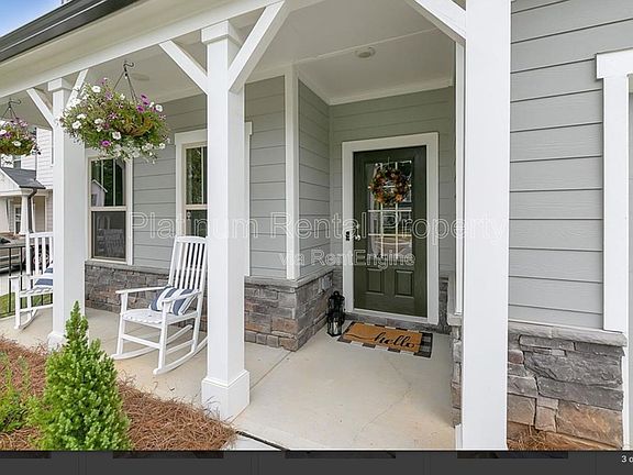 3rd image of 3574 Argent Way NW