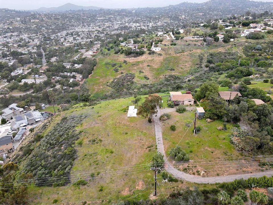 2nd image of Ivy Ln