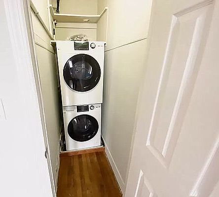 3rd image of 21-17 46th St #F2f