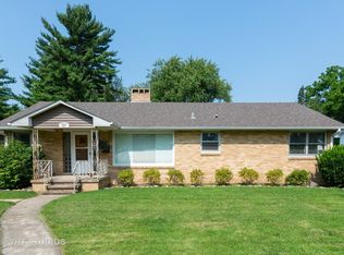 427 S Sycamore St, Genoa, IL 60135