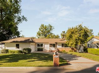 23153 Gonzales Dr, Woodland Hills, CA 91367