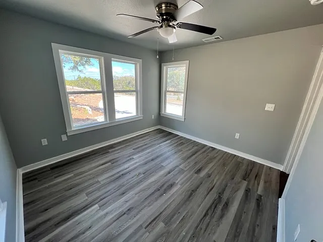 6815 FM 2673 — Photo 5