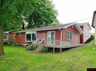 49116 Riverside Ln, Waterville, MN 56096