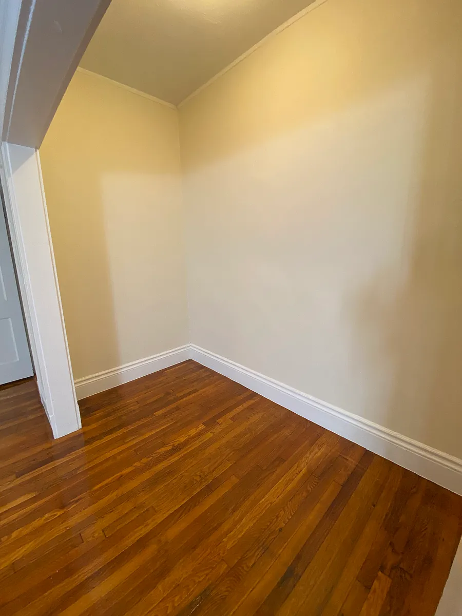 Building Photo - 5 Walbridge St #10