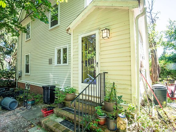 3rd image of 83 Highland Avenue