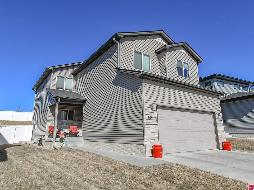 1st image of 9564 Forest Glen Dr