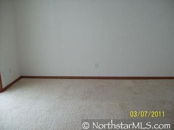 3rd image of 25825 Oriole St