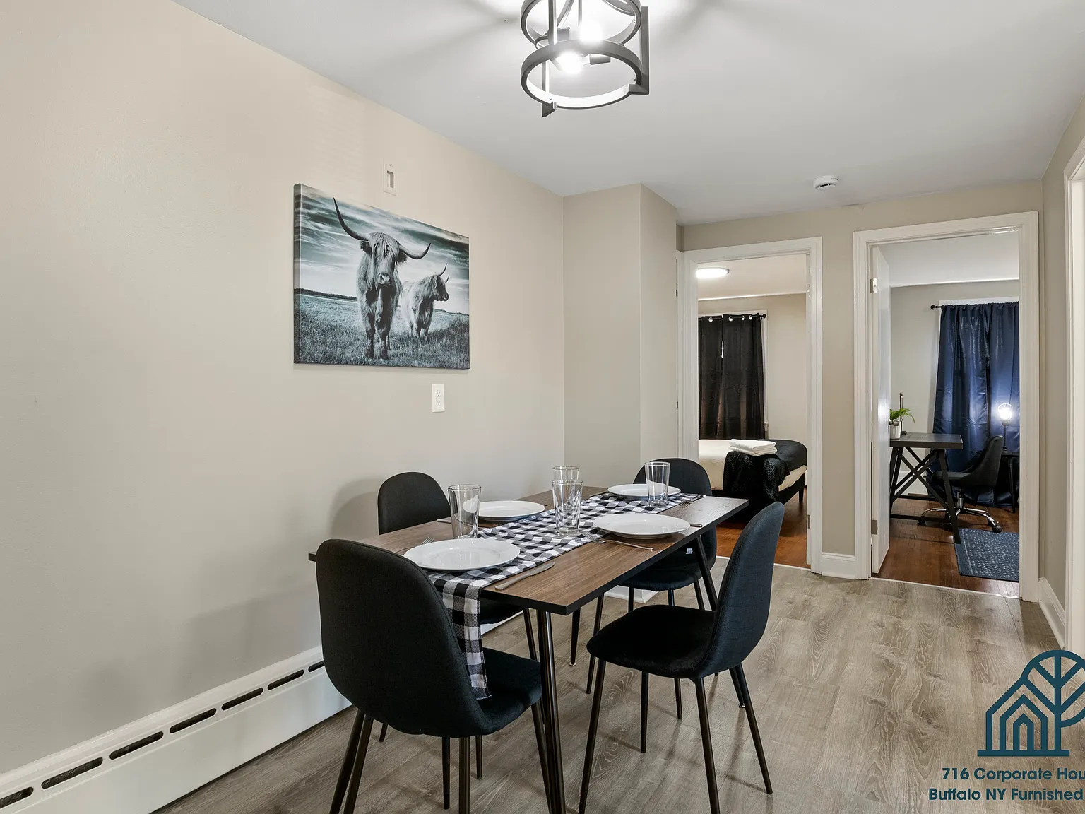 1540 Abbott Rd — Photo 1