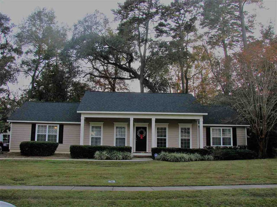 1st image of 1221 Pheasant Run Dr