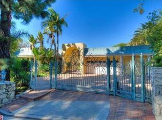 1811 Loma Vista Dr, Beverly Hills, CA 90210