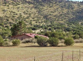 15 Hill Dr, Alpine, TX 79830