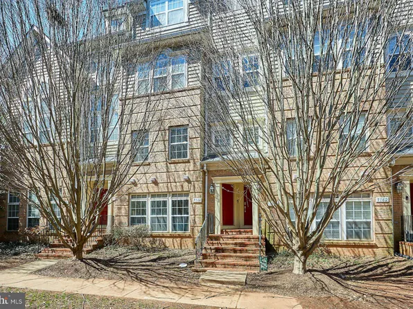7166 Little Thames Dr, Gainesville, VA 20155