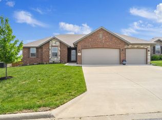 830 E Purple Martin St, Nixa, MO 65714