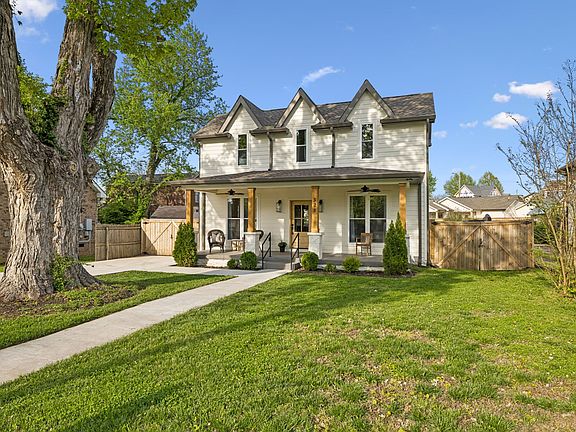 5th image of 328 Granbury St