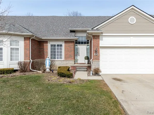 14789 N Park Dr, Shelby Township, MI 48315