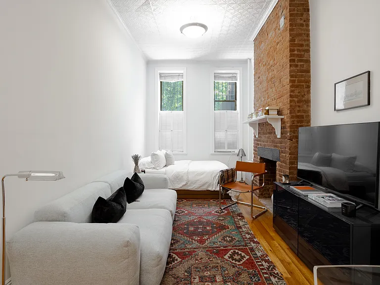 105 Sullivan St #1B — Photo 2