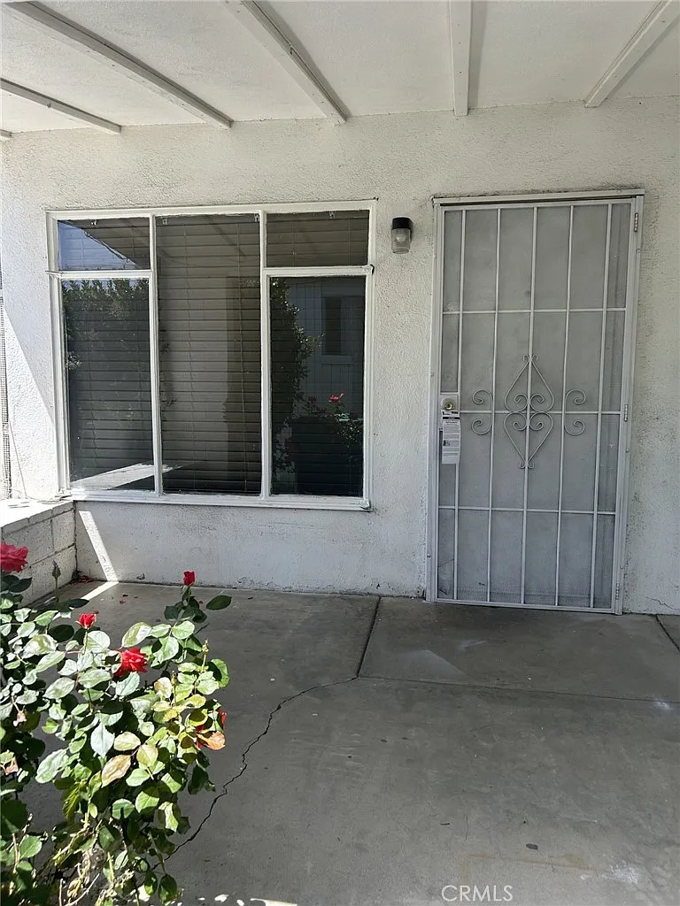 1 bed, 800 sqft, $1,350 — Photo 1