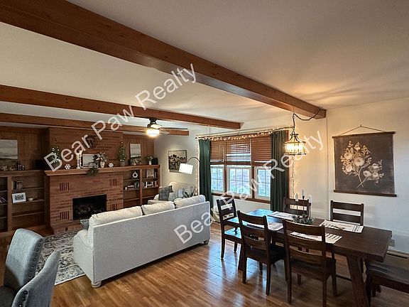 3rd image of 609 Vista Ln