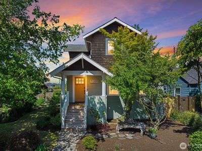 9501 Dayton Avenue N, Seattle, WA, 98103