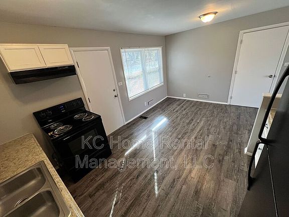 4th image of 7309 E 111th Ter