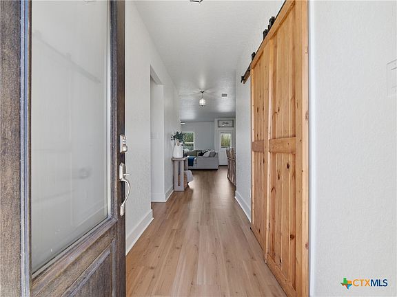 4th image of 598 Summersweet Rd