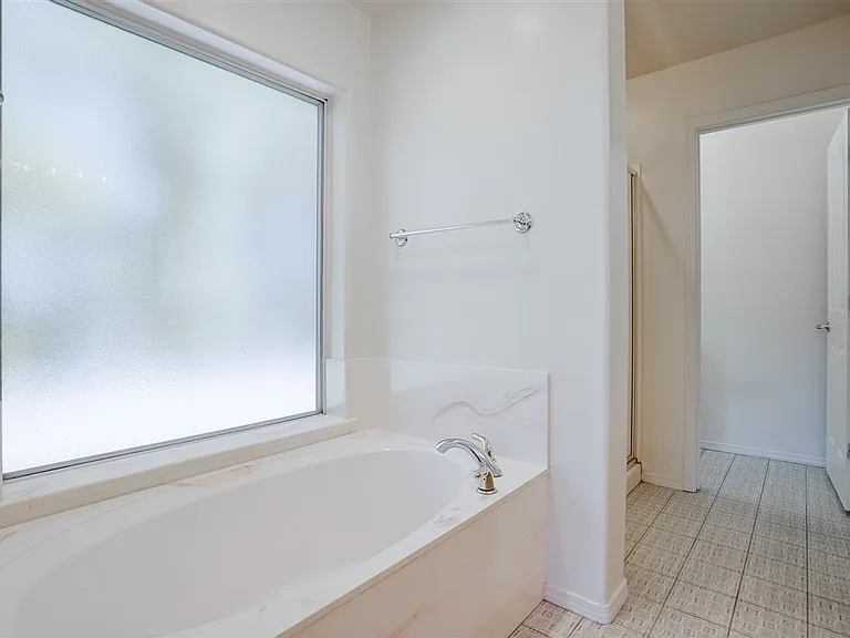 379 Badger Ct — Photo 20