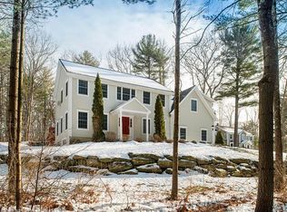 10 Veronica Ln, Falmouth, ME 04105